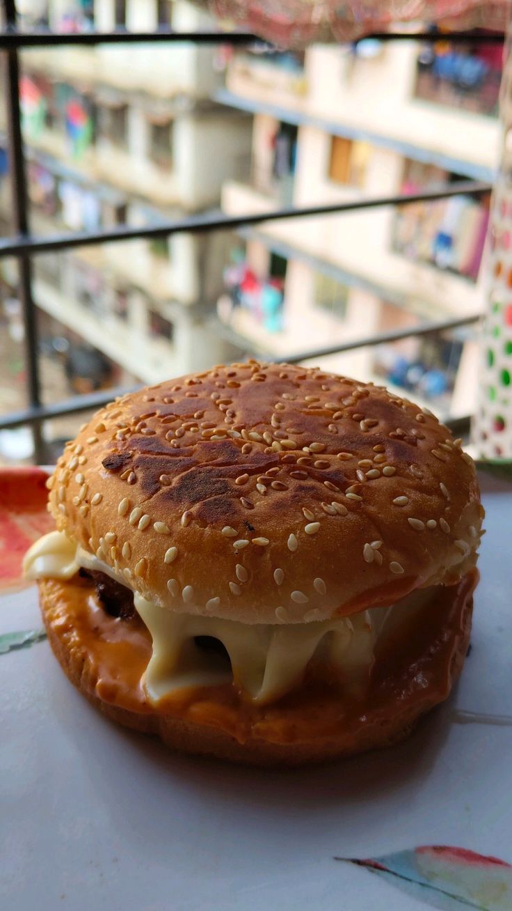 Tandoori cheese burger